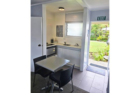 Standard Rooms kitchen and dining table